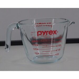 Pyrex 1 Cup 8oz Glass Measuring Cup Red Lettering Clear Tempered Glass USA Made
